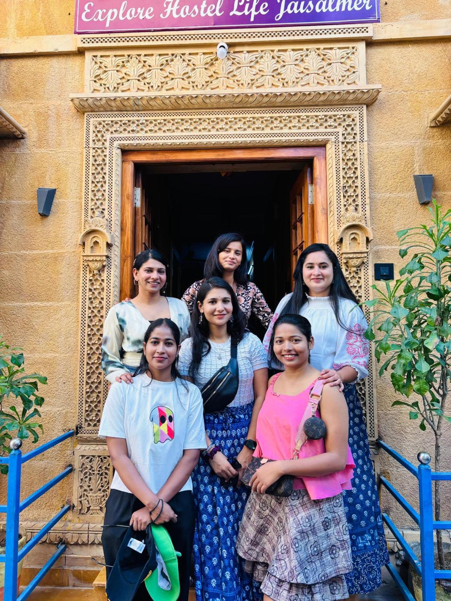 Explore Hostel Life Jaisalmer Exterior photo