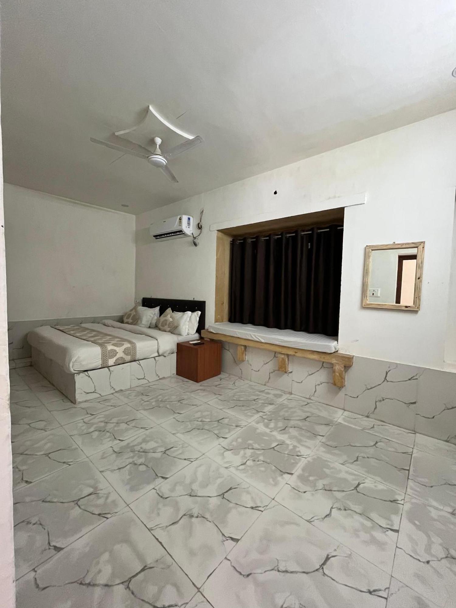 Explore Hostel Life Jaisalmer Exterior photo